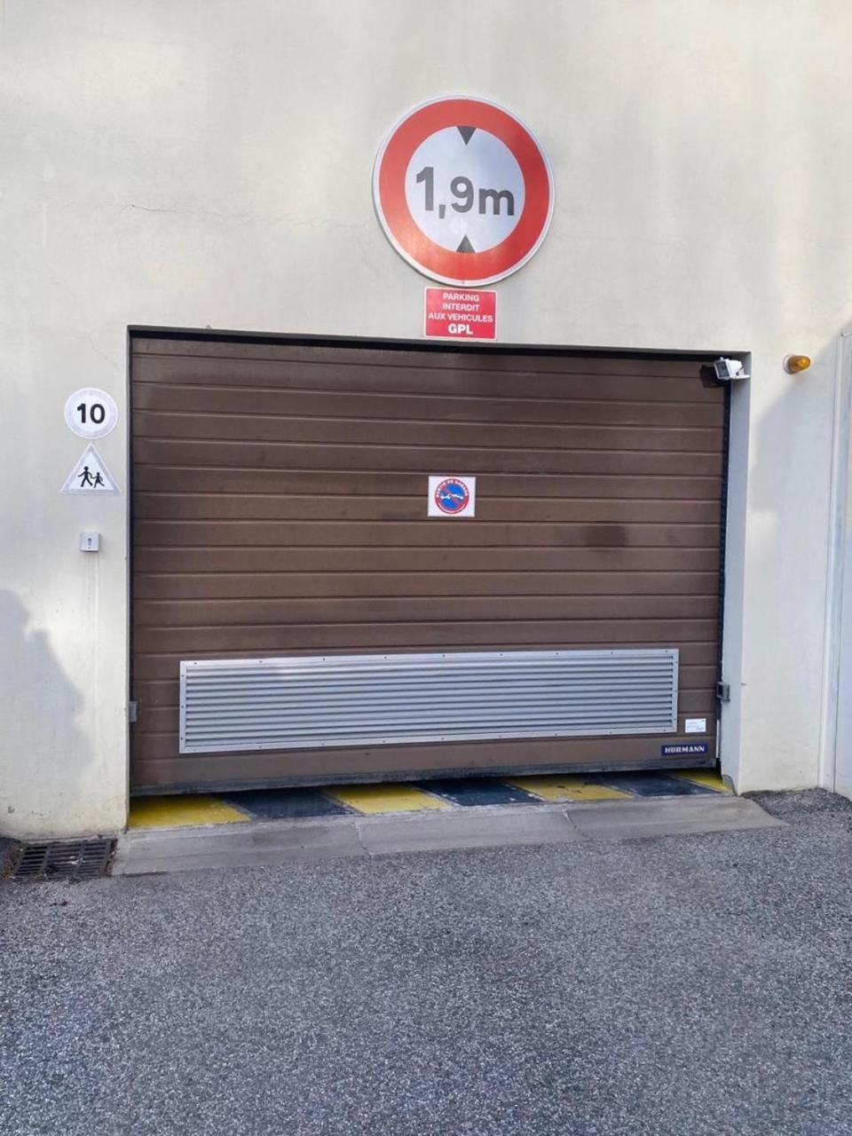 Charmant T3 Avec Vue Montagne Et Parking Privatif Font-Romeu-Odeillo-Via Exterior photo